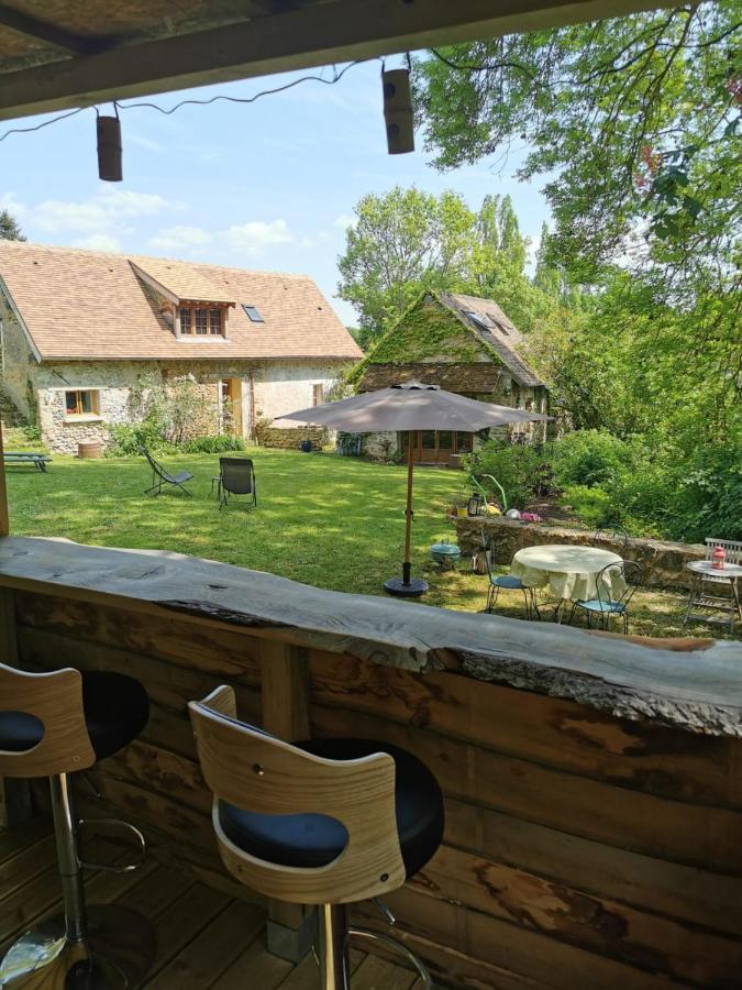 Domaine De La Folicoeur Hotel Sainte-Colombe-pres-Vernon ภายนอก รูปภาพ